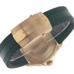 Breitling Superocean 42 N17375201L1S1 (2023) - Groen wijzerplaat 42mm Brons (7/7)