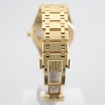 Audemars Piguet Royal Oak Jumbo 16202BA.OO.1240BA.02 (2024) - Gold dial 39 mm Yellow Gold case (9/16)