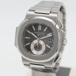 Patek Philippe Nautilus 5980 (2012) - 41 mm (3/8)