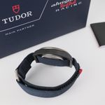 Tudor Pelagos 25707KN (2023) - Blue dial 42 mm Carbon case (6/8)