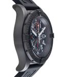 Breitling Super Avenger M13370 (2009) - Black dial 48 mm Steel case (7/8)