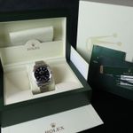 Rolex Explorer 214270 (2011) - Black dial 39 mm Steel case (8/8)