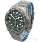 TAG Heuer Aquaracer 300M WBP208B.BF0631 (2024) - Green dial 43 mm Titanium case (2/6)