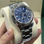 Rolex Sky-Dweller 326934 (Onbekend (willekeurig serienummer)) - Blauw wijzerplaat 42mm Staal (7/8)