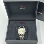 Tudor Black Bay 79660-0003 (2024) - Champagne wijzerplaat 39mm Staal (4/8)