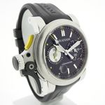 Graham Chronofighter Oversize 2TRAS (2018) - Zwart wijzerplaat 46mm Staal (3/8)