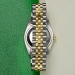 Rolex Datejust 116233 (2008) - Champagne dial 36 mm Gold/Steel case (5/5)