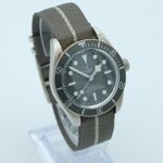 Tudor Black Bay Fifty-Eight 79010SG - (7/8)