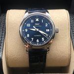 IWC Pilot's Watch Automatic 36 IW324008 (2022) - Blauw wijzerplaat 36mm Staal (2/8)