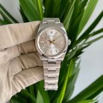Rolex Oyster Perpetual 36 126000 (2020) - Silver dial 36 mm Steel case (2/8)