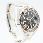 Rolex GMT-Master II 126711CHNR (2023) - Black dial 40 mm Gold/Steel case (6/7)