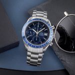 Omega Speedmaster Date 3212.80.00 (2005) - Blue dial 40 mm Steel case (1/8)