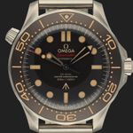 Omega Seamaster Diver 300 M 210.90.42.20.01.001 (2020) - Brown dial 42 mm Titanium case (2/8)