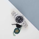Rolex Explorer 214270 (2019) - Black dial 39 mm Steel case (2/8)