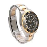 Rolex GMT-Master II 126718GRNR (2020) - Black dial 40 mm Yellow Gold case (4/8)