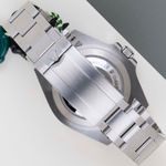 Rolex Sea-Dweller 126600 (2024) - Black dial 43 mm Steel case (6/8)