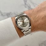 Rolex Oyster Perpetual 36 126000 (2023) - Silver dial 36 mm Steel case (1/8)