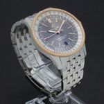 Breitling Navitimer U17326 (2022) - Grey dial 41 mm Gold/Steel case (4/7)