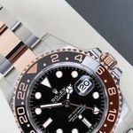 Rolex GMT-Master II 126711CHNR (2024) - Black dial 40 mm Gold/Steel case (3/8)