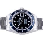 Rolex Submariner Date 16610 (1995) - Black dial 40 mm Steel case (5/8)