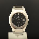 IWC Yacht Club IW3312 (1980) - Black dial 38 mm Steel case (2/8)