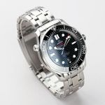 Omega Seamaster Diver 300 M 210.30.42.20.01.001 (2024) - Black dial 42 mm Steel case (2/8)