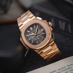 Patek Philippe Nautilus 5980/1R-001 (2013) - Black dial 41 mm Rose Gold case (1/8)