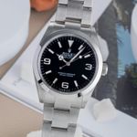 Rolex Explorer 224270 (Unknown (random serial)) - Black dial 40 mm Steel case (3/8)