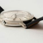 Omega Genève 562.016 - (6/8)