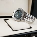 Patek Philippe Nautilus 5800/1A-001 (2007) - Blue dial 38 mm Steel case (5/8)