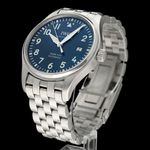 IWC Pilot Mark IW327016 (2021) - Blue dial 40 mm Steel case (4/8)