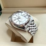 Rolex Sky-Dweller 336934 (2025) - Wit wijzerplaat 42mm Staal (7/21)