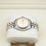 Rolex Lady-Datejust 179173 (2012) - Gold dial 26 mm Gold/Steel case (3/7)