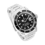 Rolex Submariner Date 16610 (1996) - Black dial 40 mm Steel case (3/4)