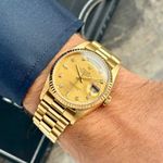 Rolex Day-Date 36 18238 (1995) - Goud wijzerplaat 36mm Geelgoud (2/8)