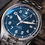 IWC Pilot Mark IW328204 (2026) - Blue dial 40 mm Steel case (2/8)