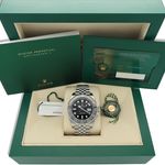 Rolex GMT-Master II 126710GRNR (2024) - Black dial 40 mm Steel case (8/8)