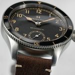 Hamilton Khaki Aviation H76719530 (2022) - Zwart wijzerplaat 43mm Staal (3/5)