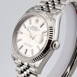 Rolex Datejust 36 126234 (2024) - Zilver wijzerplaat 36mm Staal (3/8)