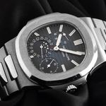 Patek Philippe Nautilus 5712/1A-001 - (3/7)