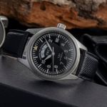 IWC Pilot Spitfire UTC IW325102 (2000) - Zwart wijzerplaat 39mm Staal (2/8)