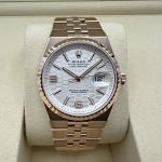 Rolex Land-Dweller 36 127235 (2026) - White dial 36 mm Rose Gold case (2/8)