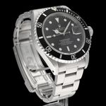 Rolex Submariner Date 16610 (1997) - Black dial 40 mm Steel case (6/8)