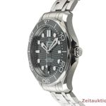 Omega Seamaster Diver 300 M 210.30.42.20.10.001 (Unknown (random serial)) - Green dial 42 mm Steel case (7/8)