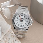 Breitling Avenger A32397101A1A1 (2021) - White dial 43 mm Steel case (1/8)