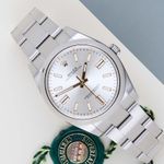 Rolex Oyster Perpetual 41 124300 (2023) - 41 mm Steel case (1/8)