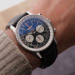 Breitling Navitimer 01 AB0120 (Unknown (random serial)) - Black dial 43 mm Steel case (2/8)