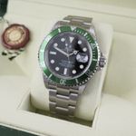 Rolex Submariner Date 16610LV (2010) - Black dial 40 mm Steel case (2/8)