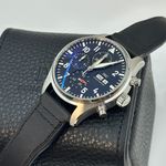 IWC Pilot Chronograph IW378001 (2023) - Black dial 43 mm Steel case (5/8)