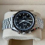 Omega Speedmaster Professional Moonwatch 310.30.42.50.01.002 (2024) - Black dial 42 mm Steel case (4/7)